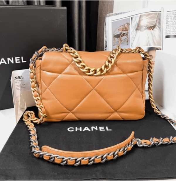 Túi Xách Đeo Chéo Nữ Chanel C19 Large Caramel Leather Way Flap Bag Màu Nâu - Qùa tặng hàng hiệu