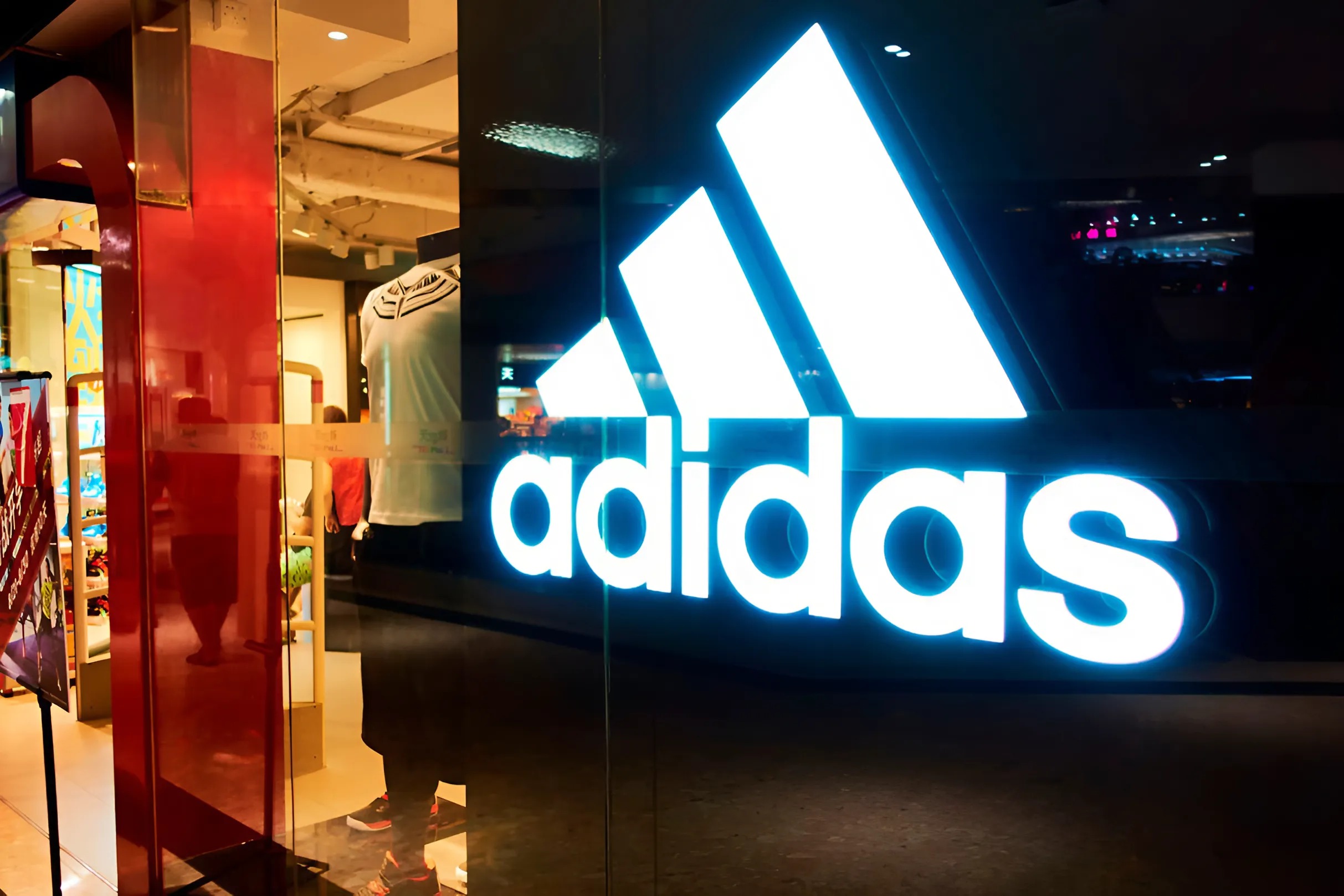 Adidas Store