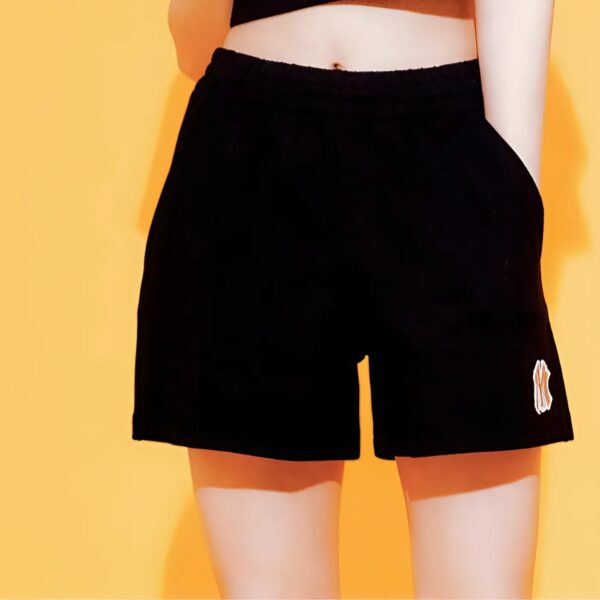 Quần Short Nữ Màu Đen New Size XS MLB