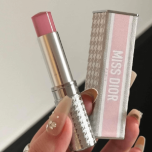 Thiết kế nhỏ gọn Nước Hoa Sáp Dior Miss Dior Eau De Parfum Mini Solid Perfume